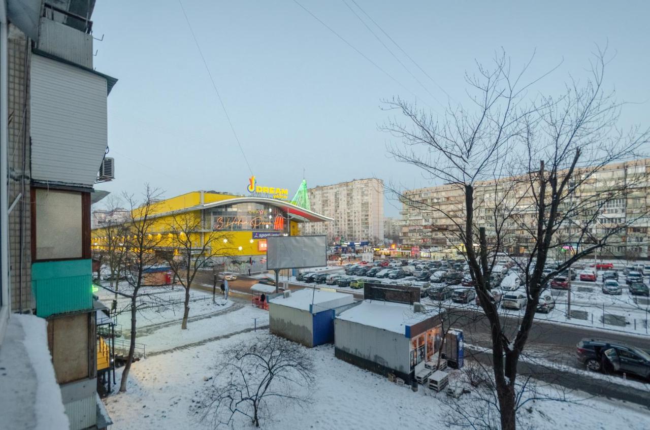 Kvartirkoff Na Obolonskiy Prospekt 7 Киев Экстерьер фото